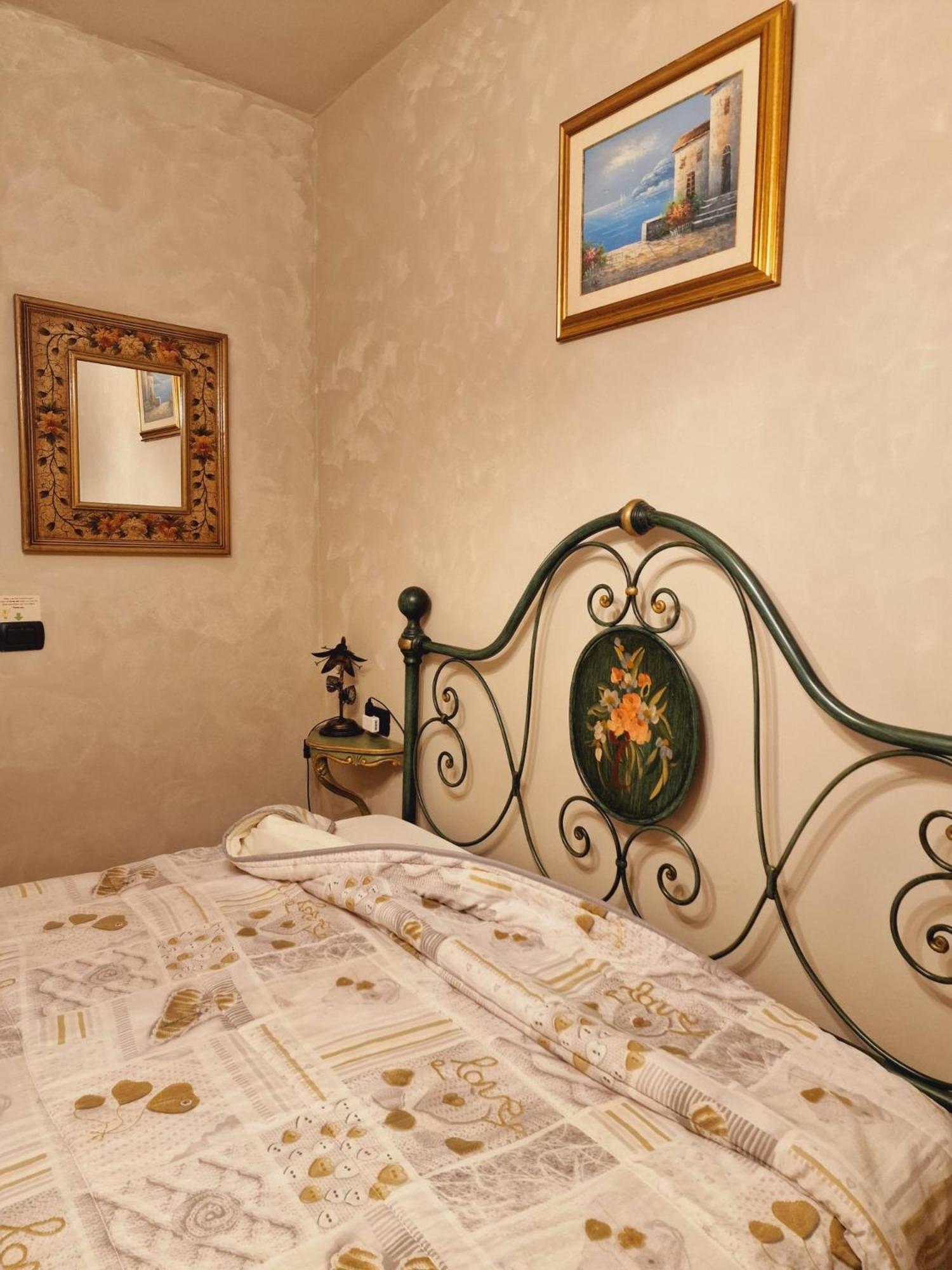 Il Sodino 1738 - Locazione Turistica Guest House San Feliciano Exterior photo